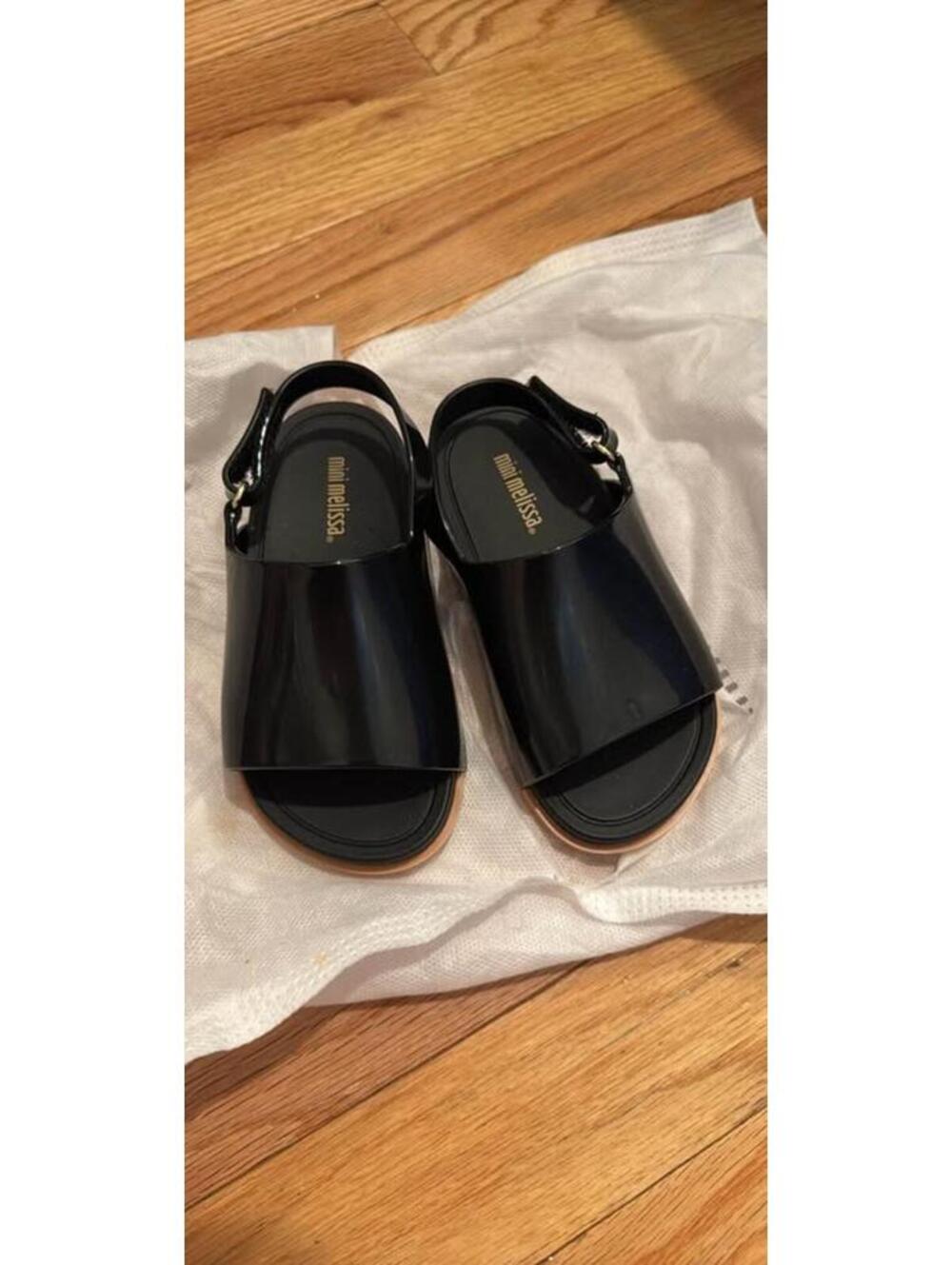 Mini Melissa NWT Size 8 toddler